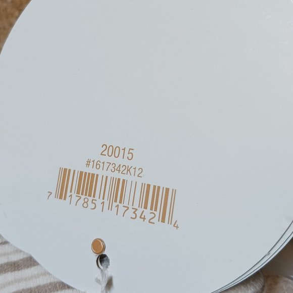 BabiesRUs Hooded Towel and Wash Mitt Set - Picture 8 of 9